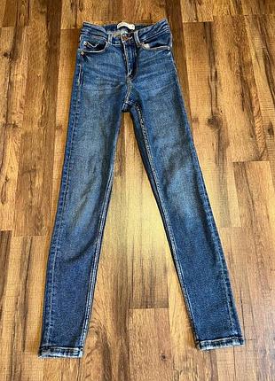Джинси