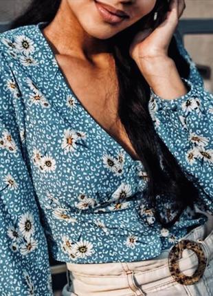 Блуза короткая корсетная корсетная буфы пуговицы пышные объемные рукава цветочный принт7 фото