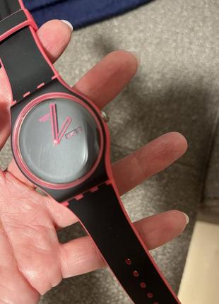 Жіночий годинник swatch3 фото