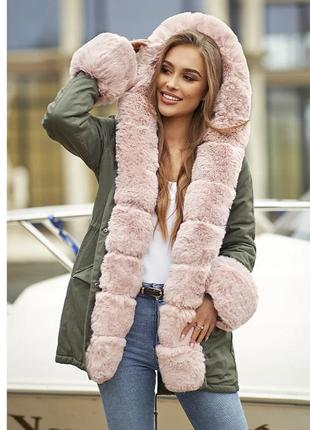 Натуральна парка з капішоном