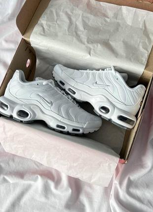 Nike air max plus tn triple white1 фото