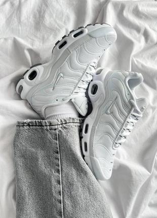 Nike air max plus tn triple white4 фото