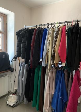 Стойки для одягу