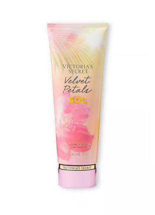 Парфумований лосьйон для тіла victoria's secret velvet petals sol