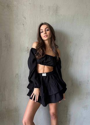 Костюм топ и юбка с воланами разные цвета