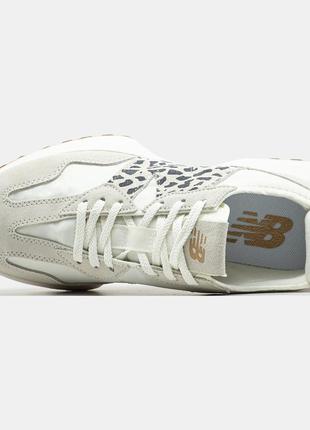 Жіночі кроссівки new balance 3273 фото