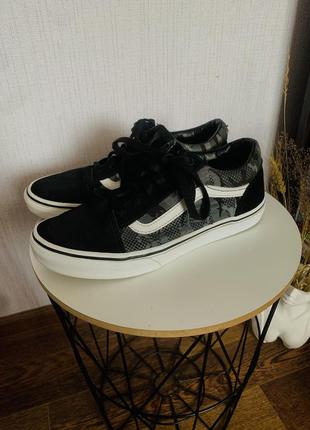 Кеди vans