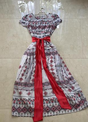 Платье в принт вишиванки с поясом/ вышиванное платье/ вышиванка