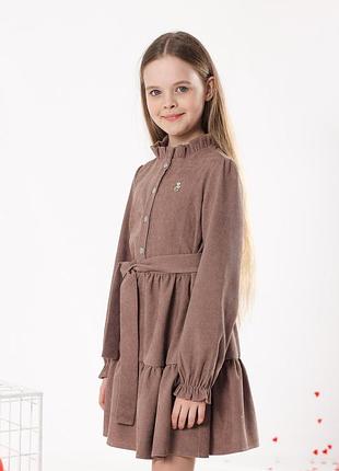 Коричневое платье платья