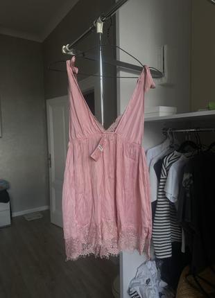 Рожевий пеньюар hunkemoller