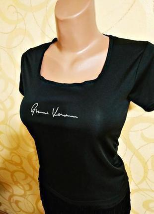 147.ощутимая качественная футболка итальянского fashion-бренду класса люкс versace3 фото