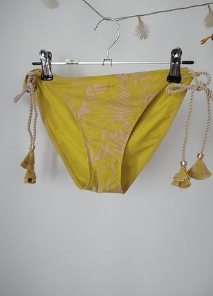 Яркие трусики от купальника h&m