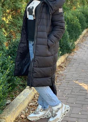 Пуховик длинный зимний с капюшоном