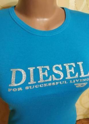 Базовая модель яркой голубой футболки итальянской дизайнерской компании diesel4 фото