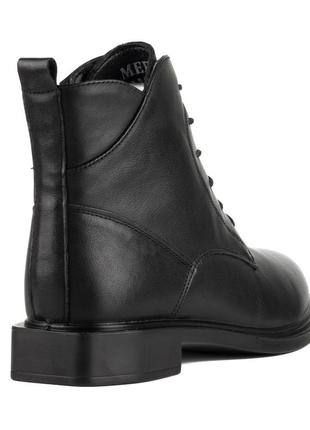 Ботинки женские кожаные демисезонные, на низком широком каблуке, черные, на шнурках,...