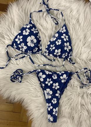 Роздільний купальник на завʼязки