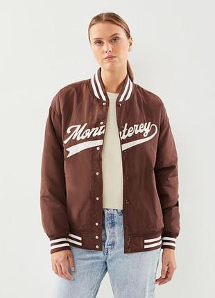 Бомпер levis