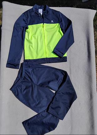 Спортивний костюм на хлопчика domyos decathlon зріст 116-125см 6-8 років
