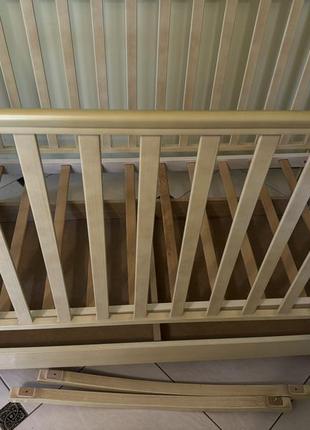 Кроватка для новорожденных