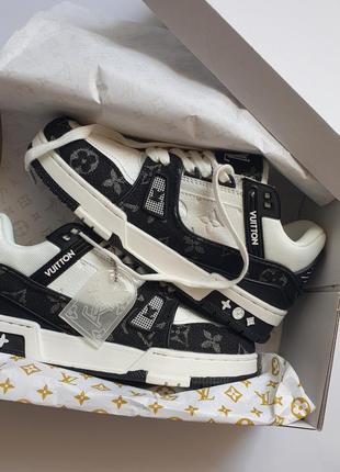 Жіночі кросівки vuitton