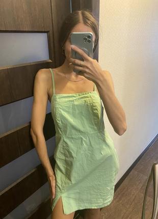 Фисташковое платье, короткое платье