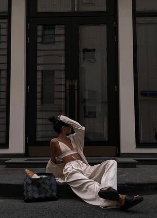 Женский шелковый костюм в пижамном стиле рубашка топ и брюки6 фото