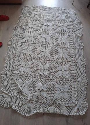 Скатерть новые и б/ в отличном состоянии