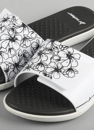 Шльопанці жіночі на липучці білі з чорним rider pool v fem