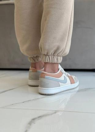 Nike air jordan low 1 crema grey бежеві кросівки  натуральна шкіра найк джордан брендові кросівки жіночі кожа5 фото