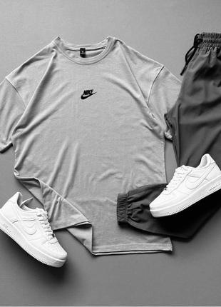 Мужской спортивный костюм nike
