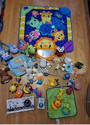 Детский коврик с игрушками погремушками для малышей4 фото