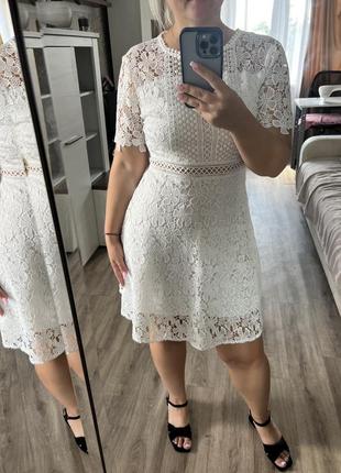 Сукня біла мереживо