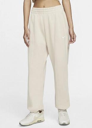 Спортивные женские штаны nike
