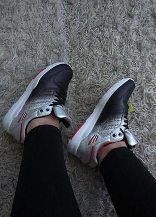 Чорні шкіряні кросівки adidas розмір 38