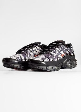 Кроссовки nike air max plus tn4 фото