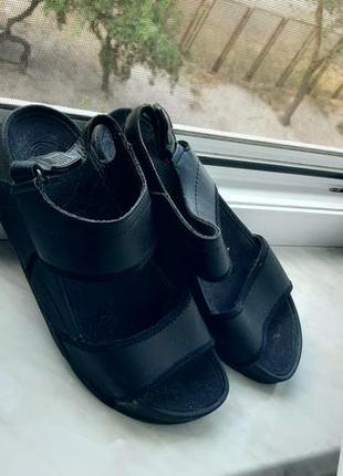 Босоніжки fitflop ecco