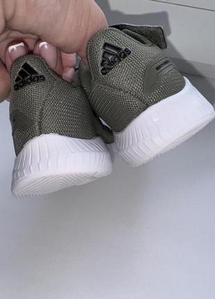 Кроссовки adidas 5