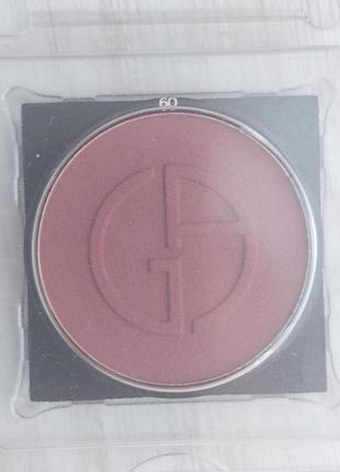Рум'яна giorgio armani luminous silk тон 60. вага 3.6 g.