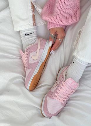 Женские кроссовки varsity nike shox cobra skin belt size chart conversion "teddy bear pink"4 фото