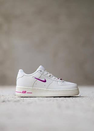Nike air force 1’07se coconut mink/ playful pink