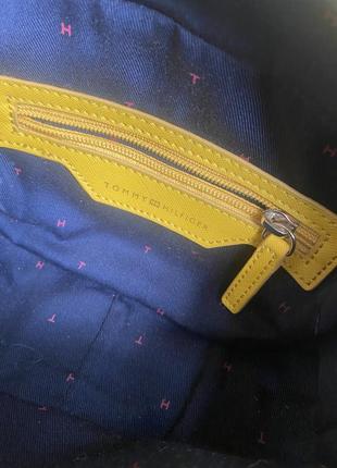 Жовта сумка крос-боді tommy hilfiger4 фото