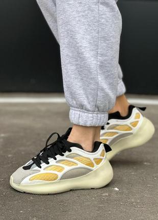 Жіночі кросівки stilli