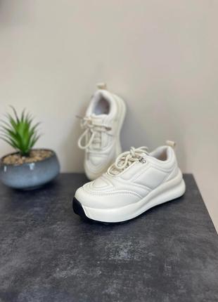 Дитячі кросівки