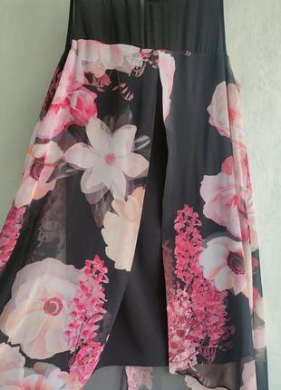 Оригінальна чорна сукня з шифоновою накидкою та квітковим принтом ,wallis 16 р