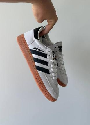 Кроссовки adidas