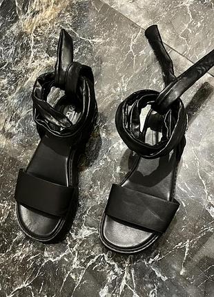 Сандали ,босоножки