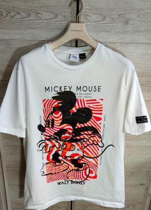 Мужская белая хлопковая футболка zara mickey mouse размер xl3 фото