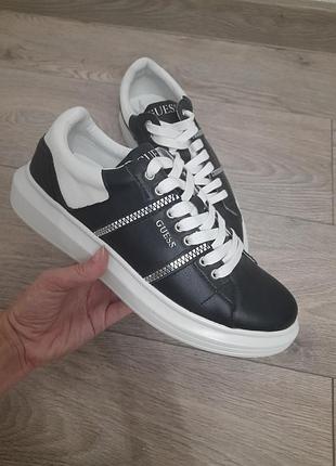 Кроссовки guess,оригинал