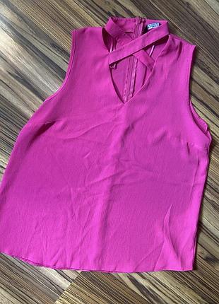 Блуза без рукавов