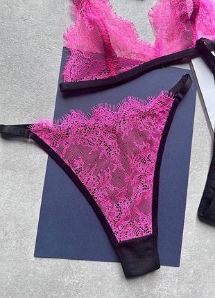 Кружевной комплект белья бра и двое трусиков стринги и бразилианы, белье из кружева...